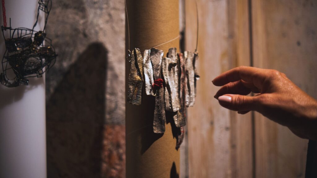 Wearable Sculptures, Clara Del Papa: The Art of Conceptual and Sustainable Jewelry 11 2